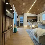 Woodland Apartment *