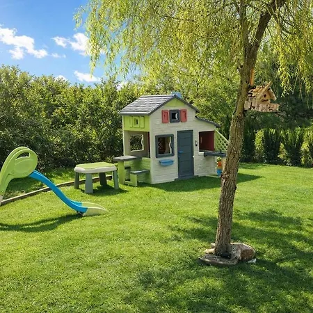 Woodland Apartament Balatonfůzfő