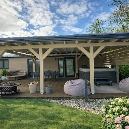 Woodland * Balatonfůzfő