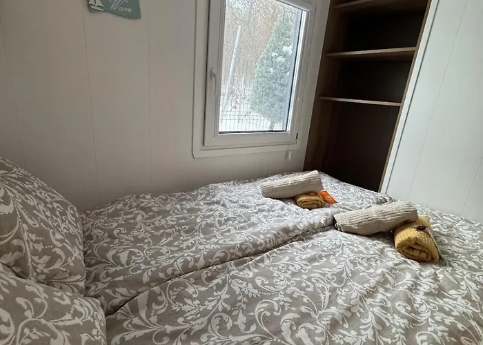 Woodland Apartment